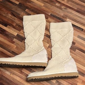 Sweater Ugg boots
